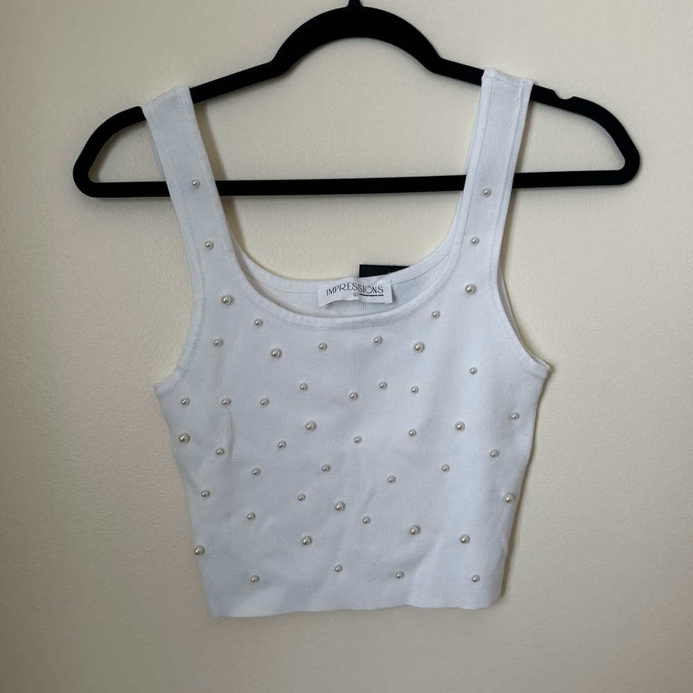 Impressions Cropped White Pearl Tank